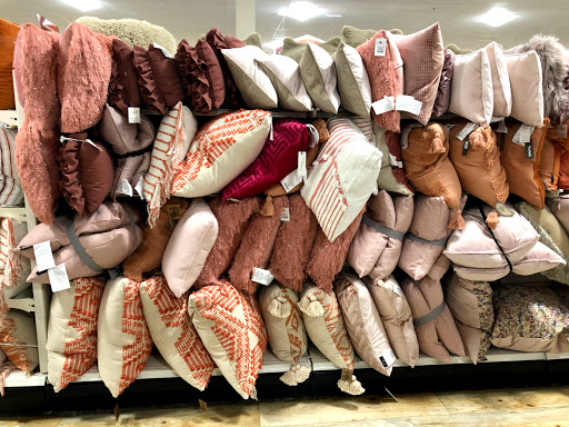 Department Store «HomeGoods», reviews and photos, 8200 Renaissance Pkwy #103, Durham, NC 27713, USA