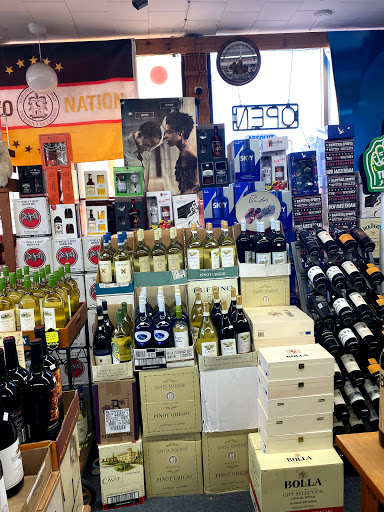 Liquor Store «West Hills Wines & Liquors», reviews and photos, 1720 New York Ave, Huntington Station, NY 11746, USA