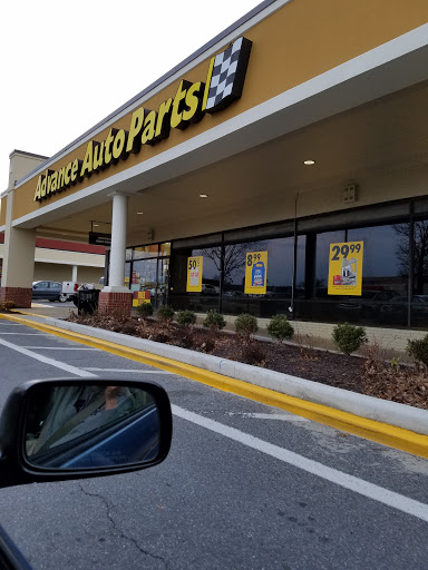 Auto Parts Store «Advance Auto Parts», reviews and photos, 951 Fairlawn Ave, Laurel, MD 20707, USA
