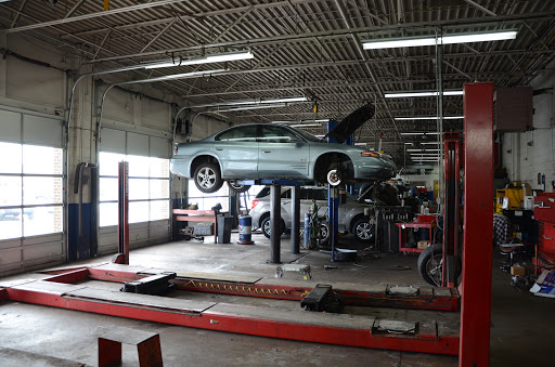 Tire Shop «Levin Tire & Service Center - Highland», reviews and photos, 9500 Indianapolis Blvd, Highland, IN 46322, USA