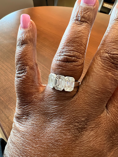 Jewelry Store «Tara Fine Jewelry Co», reviews and photos, 1829 Buford Hwy NE, Buford, GA 30518, USA