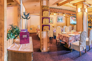 Svadbeni Salon I Restoran "Lovre" image