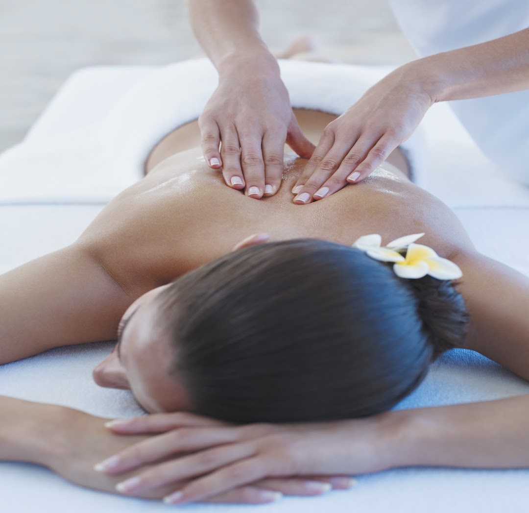 T&P Foot Massage and Aromatherapy II