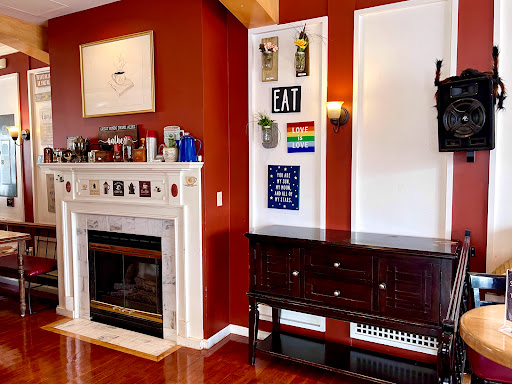 Wine Bar «Thirsty Mind Coffee and Wine Bar», reviews and photos, 23 College St # 6, South Hadley, MA 01075, USA