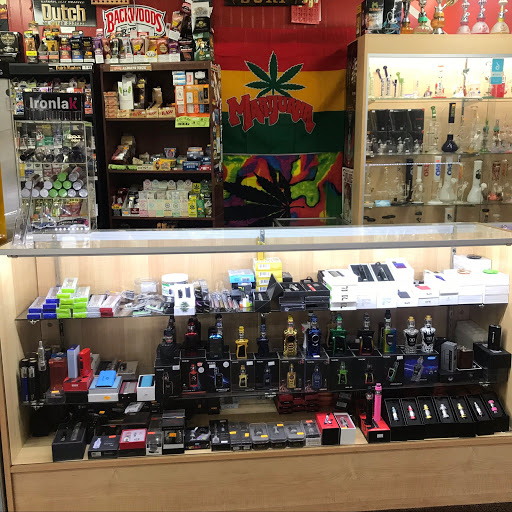 Tobacco Shop «c & c smoke shop», reviews and photos, 13637 Magnolia Ave, Corona, CA 92879, USA