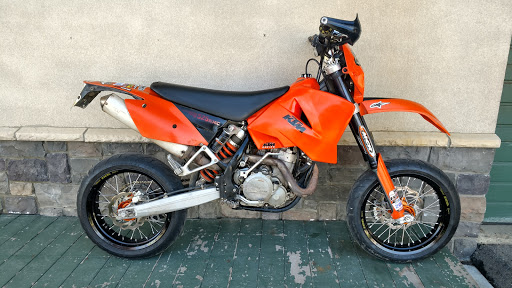 Motorcycle Dealer «Detroit Iron Cycles», reviews and photos, 10325 Highland Rd, White Lake, MI 48386, USA