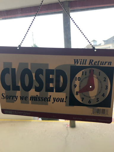 Supermarket «Burrus Red & White Supermarket», reviews and photos, 57196 Kohler Dr, Hatteras, NC 27943, USA