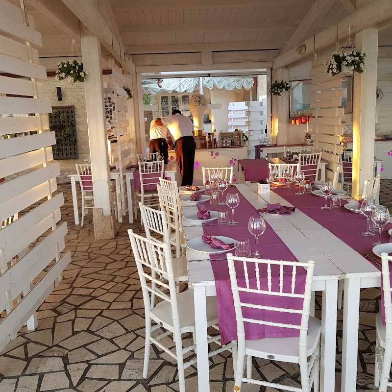 Mamaflò - Ristorante sul mare