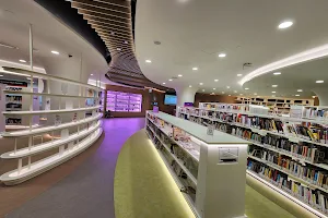 Choa Chu Kang Public Library image