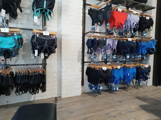 Shoe Store «Fleet Feet Sports», reviews and photos, 2311 J St, Sacramento, CA 95816, USA