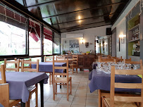 Atmosphère du Hotel Restaurant Des Pyrenees à Mauléon-Barousse - n°4