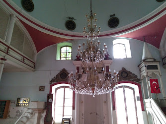 Hacı Mahmut Camii