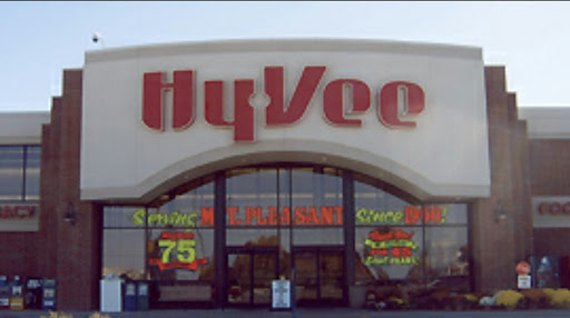 Supermarket «Hy-Vee», reviews and photos, 1700 E Washington St, Mt Pleasant, IA 52641, USA