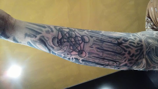 Tattoo Shop «Lucky Lotus Tattoo», reviews and photos, 1045 S Clinton Ave, Rochester, NY 14620, USA