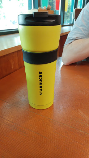 Coffee Shop «Starbucks», reviews and photos, 3330 W Friendly Ave, Greensboro, NC 27410, USA