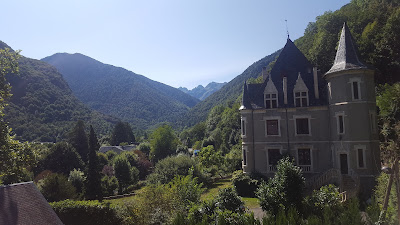 Maison Familiale Caisse d'Activité Sociale des Electriciens et Gaziers Maison Familiale C.A.S.E.G. à Bagnères-de-Luchon