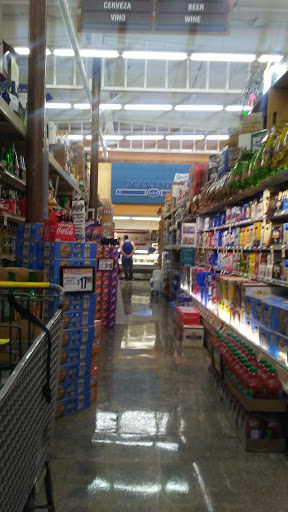 Grocery Store «Northgate Gonzalez Markets», reviews and photos, 2120 Pacific Ave, Long Beach, CA 90806, USA