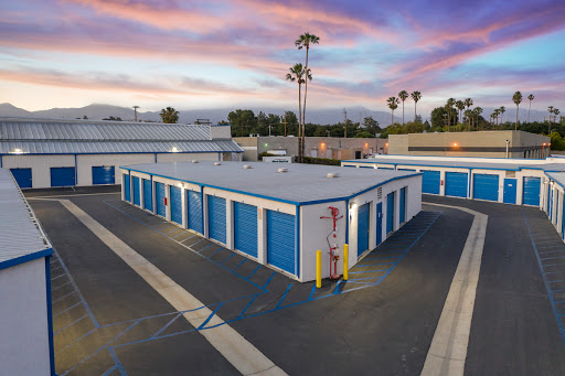 Self-Storage Facility «US Storage Centers», reviews and photos, 15237 S Brand Blvd, Mission Hills, CA 91345, USA