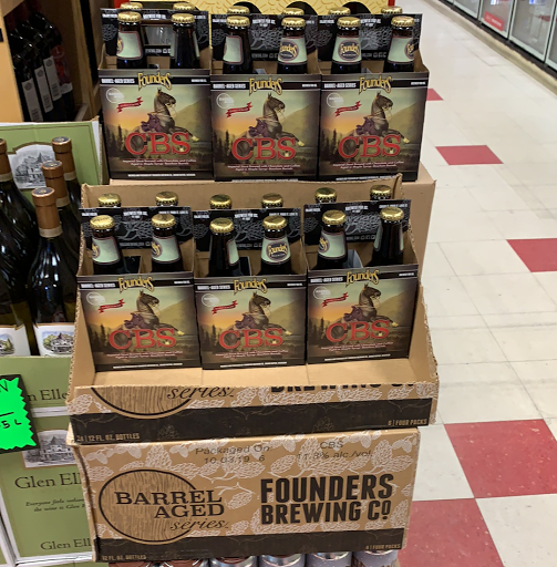 Liquor Store «Liquor Barn», reviews and photos, 133 Main St #4, Spencer, MA 01562, USA