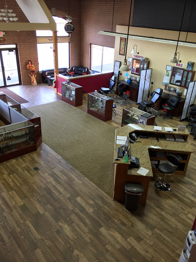 Tattoo Shop «Vanity Tattoo», reviews and photos, 28 S Western Ave, Carpentersville, IL 60110, USA