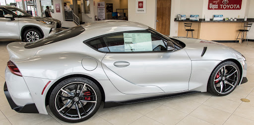 Toyota Dealer «Voss Toyota», reviews and photos, 2110 Heller Dr, Dayton, OH 45434, USA