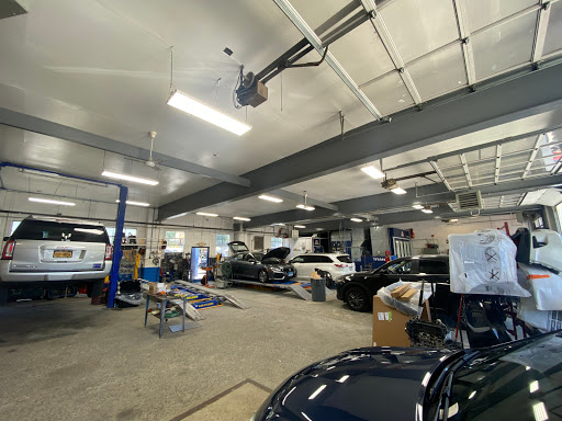 Auto Body Shop «Central Auto Body Collision», reviews and photos, 422 Saw Mill River Rd, Yonkers, NY 10701, USA