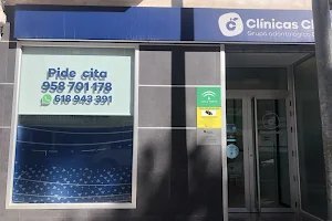 Clínica Dental Baza image