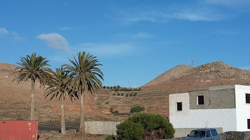 Gimnasio Municipal de Tinajo - Av. de los Volcanes, 24, 2º Planta, 35560 Tinajo, Las Palmas