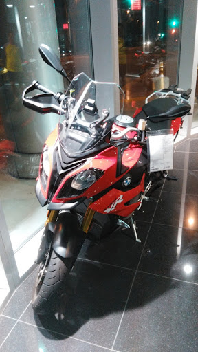 BMW Dealer «New Century BMW», reviews and photos, 1139 W Main St, Alhambra, CA 91801, USA