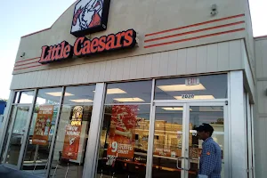 Little Caesars Pizza image