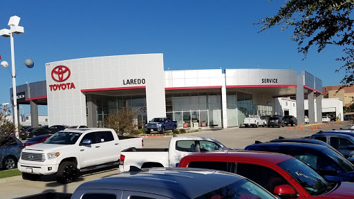Carmax Laredo