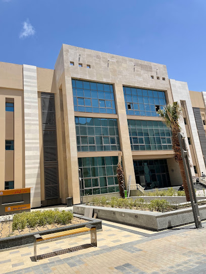 Faculty of Computer Science & Engineering - B-10