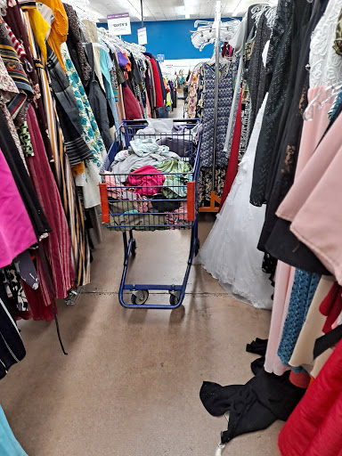 Thrift Store «Alma School & Ray Goodwill Retail Store & Donation Center», reviews and photos