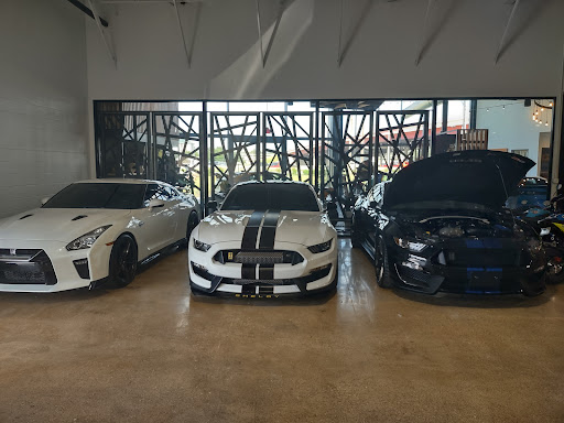 Used Car Dealer «Texas Hot Rides», reviews and photos, 1833 N Interstate 35E, Carrollton, TX 75006, USA