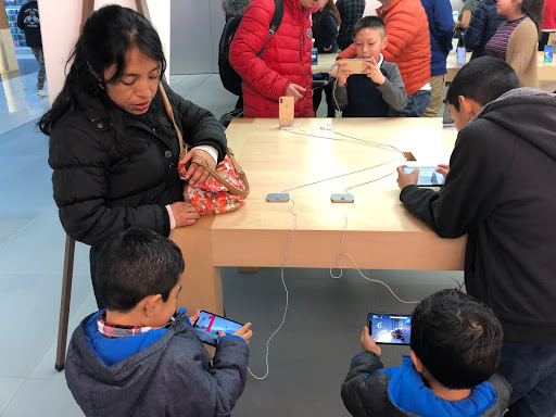 Computer Store «Apple Cherry Hill», reviews and photos, 2000 NJ-38, Cherry Hill, NJ 08002, USA