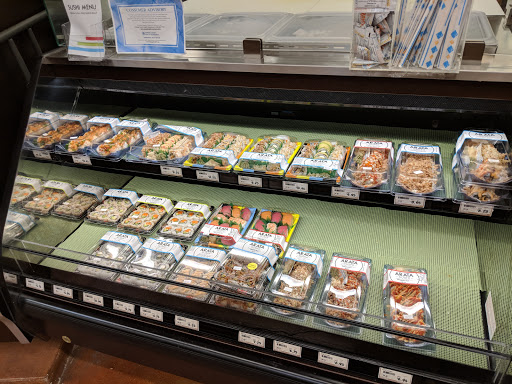 Grocery Store «Fresh Thyme Farmers Market- Downers Grove», reviews and photos, 325 Ogden Ave, Downers Grove, IL 60515, USA