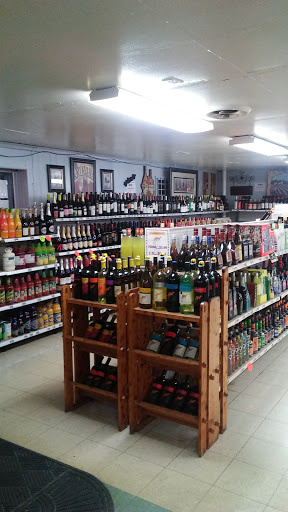 Liquor Store «Mooresville Liquors», reviews and photos, 335 S Indiana St, Mooresville, IN 46158, USA