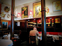 Atmosphère du Restaurant français Maison Bès à Paris - n°2
