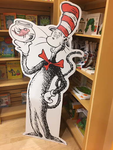 Book Store «Barnes & Noble», reviews and photos, 1163 Valley River Dr, Eugene, OR 97401, USA