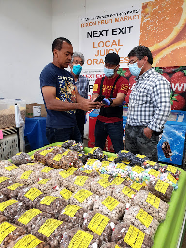 Produce Market «Dixon Fruit Market», reviews and photos, 7808 Batavia Rd, Dixon, CA 95620, USA