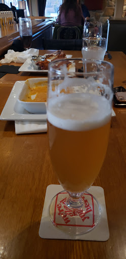 American Restaurant «Black Gryphon», reviews and photos, 54 Mt Gretna Rd, Elizabethtown, PA 17022, USA