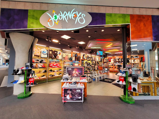 Journeys, 5060 N Montclair Plaza Ln, Montclair, CA 91763, USA, 