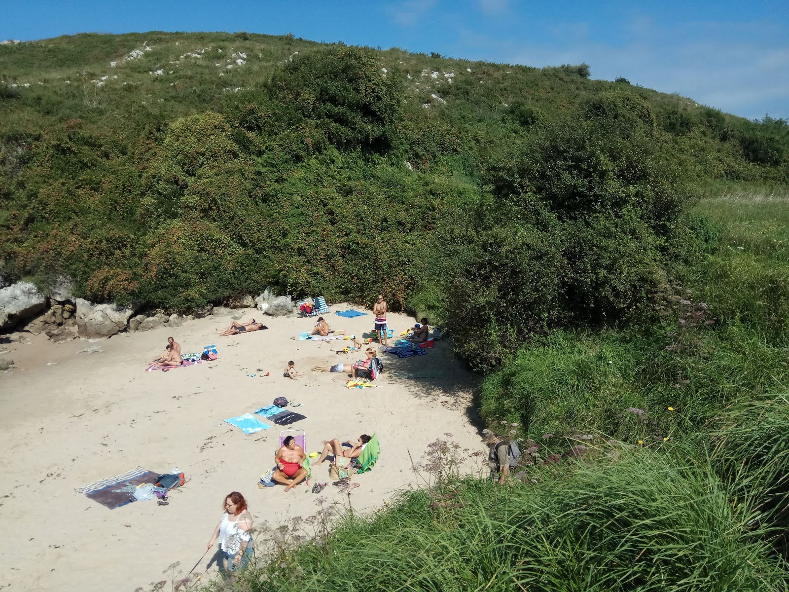 Playa Gulpiyuri photo #5