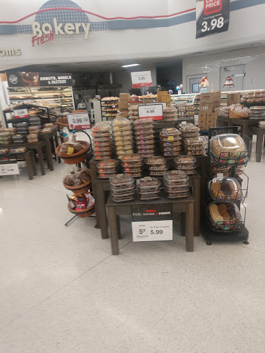 Supermarket «Hy-Vee», reviews and photos, 2453 N Court St, Ottumwa, IA 52501, USA