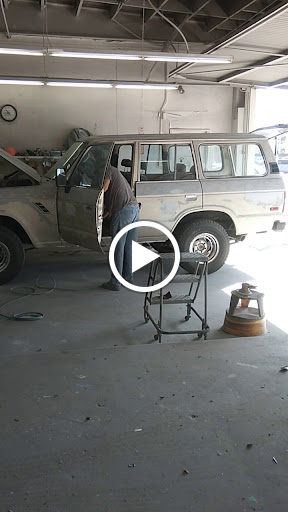 Auto Body Shop «Maaco Collision Repair & Auto Painting», reviews and photos, 7607 Van Nuys Blvd, Van Nuys, CA 91405, USA