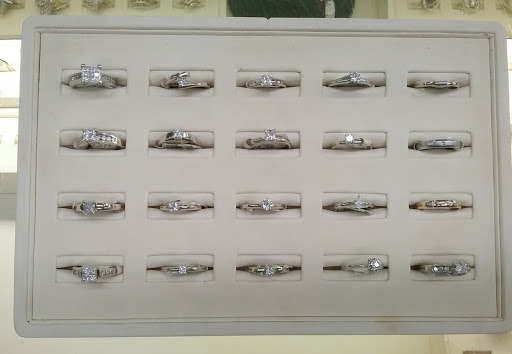 Pawn Shop «Gold Exchange», reviews and photos, 815 S Glenstone Ave, Springfield, MO 65802, USA