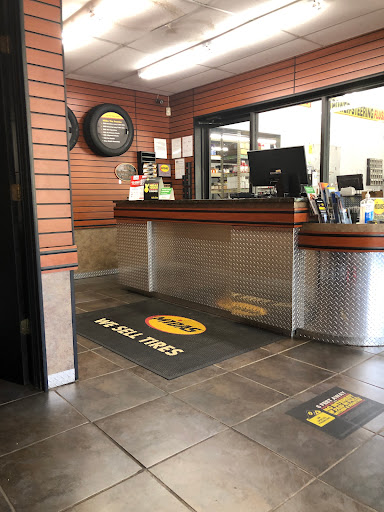 Car Repair and Maintenance «Midas», reviews and photos, 2102 Alexandria Pike, Newport, KY 41071, USA