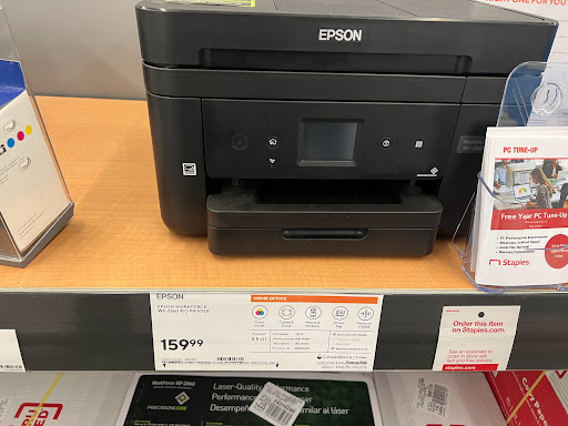 Office Supply Store «Staples», reviews and photos, 6767 S Vine St, Centennial, CO 80122, USA