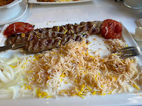 Kebab du Restaurant de spécialités perses Guylas | Cuisine traditionnelle persane iranienne à Paris - n°17