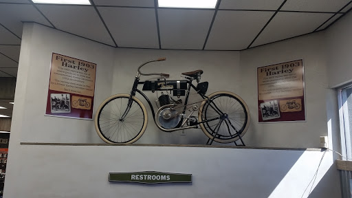 Harley-Davidson Dealer «Los Angeles Harley-Davidson», reviews and photos, 2635 W Orangethorpe Ave, Fullerton, CA 92833, USA